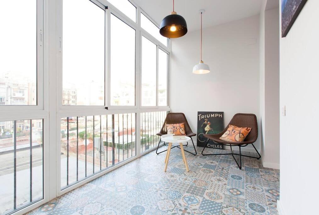 Perfectly Located 4Bed 4Bath Apartment In Barcelona 3 1 Dış mekan fotoğraf